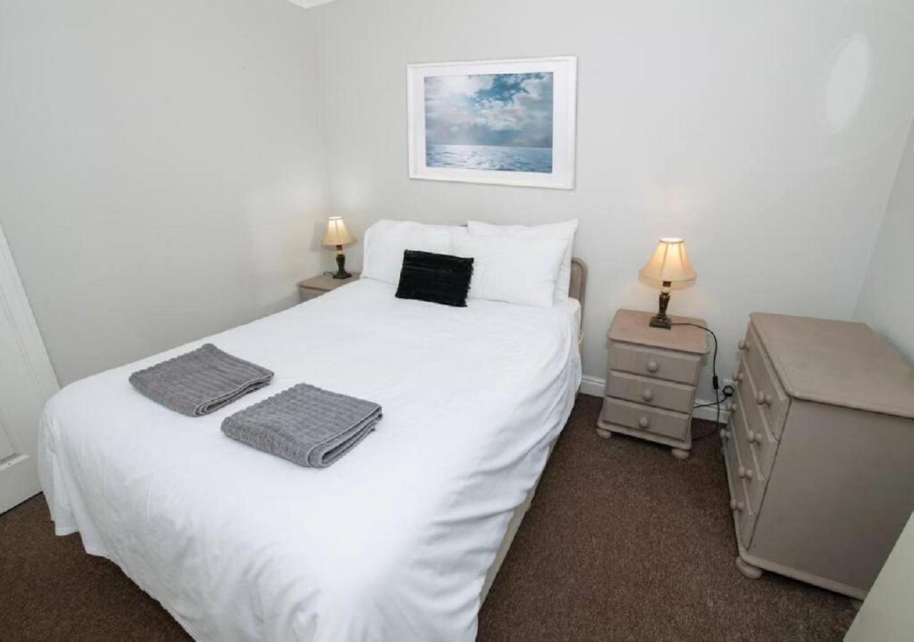 Cormorant - Beautiful 2 Bed Apartment With Sea Views Old Town Скарборо Экстерьер фото